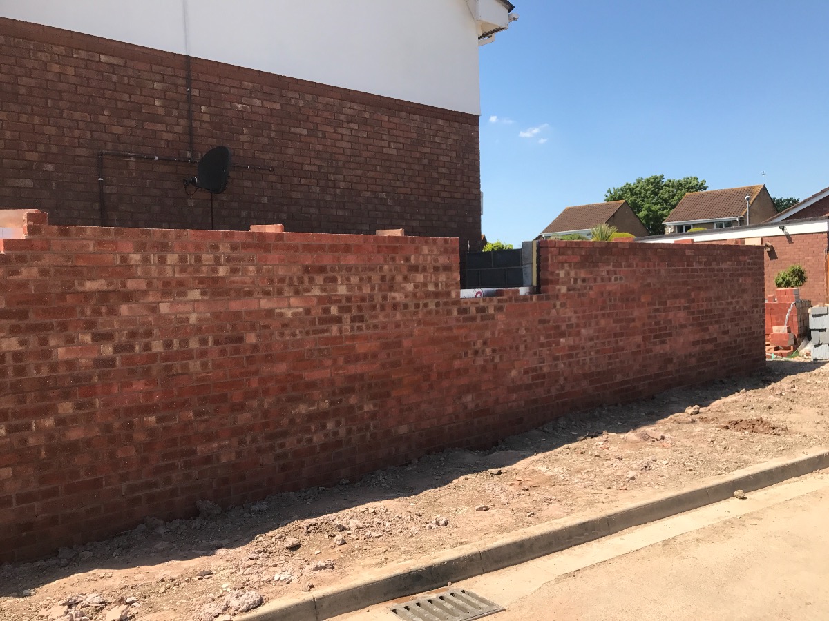 Builder: Image 28
